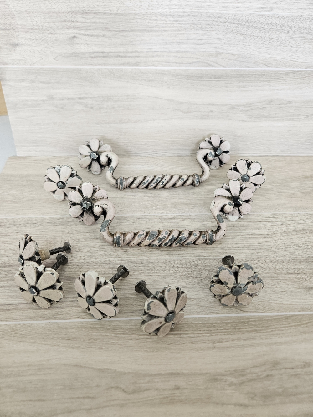 Vintage Shabby Chic Distressed Floral Cabinet Hardware Set - Knobs